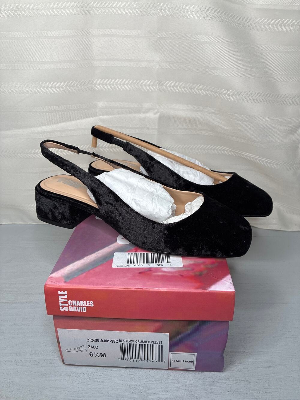 Charles David Zalo Womens Pumps Black Crushed Velvet Square Toe Size 6.5 M